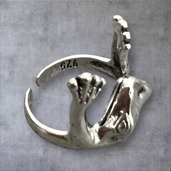 Silver frog ring adjustable size, stamped .925 - Picture 3 of 5